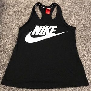 Nike workout tank top